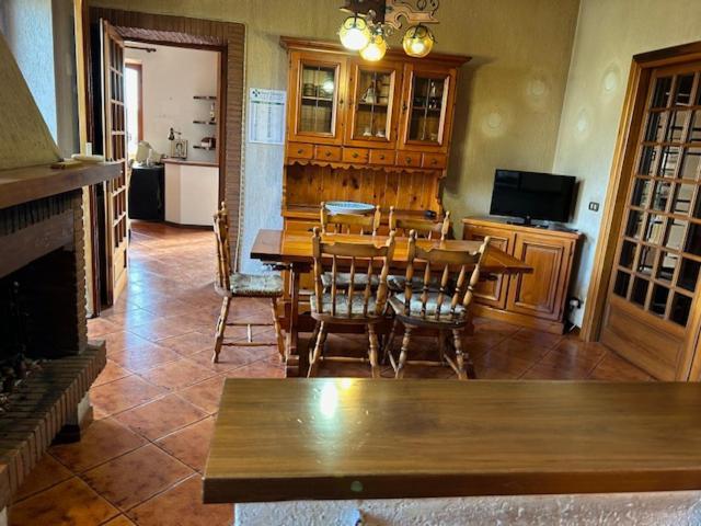 Grande Su Due Livelli Con Terrazza Apartment Rom