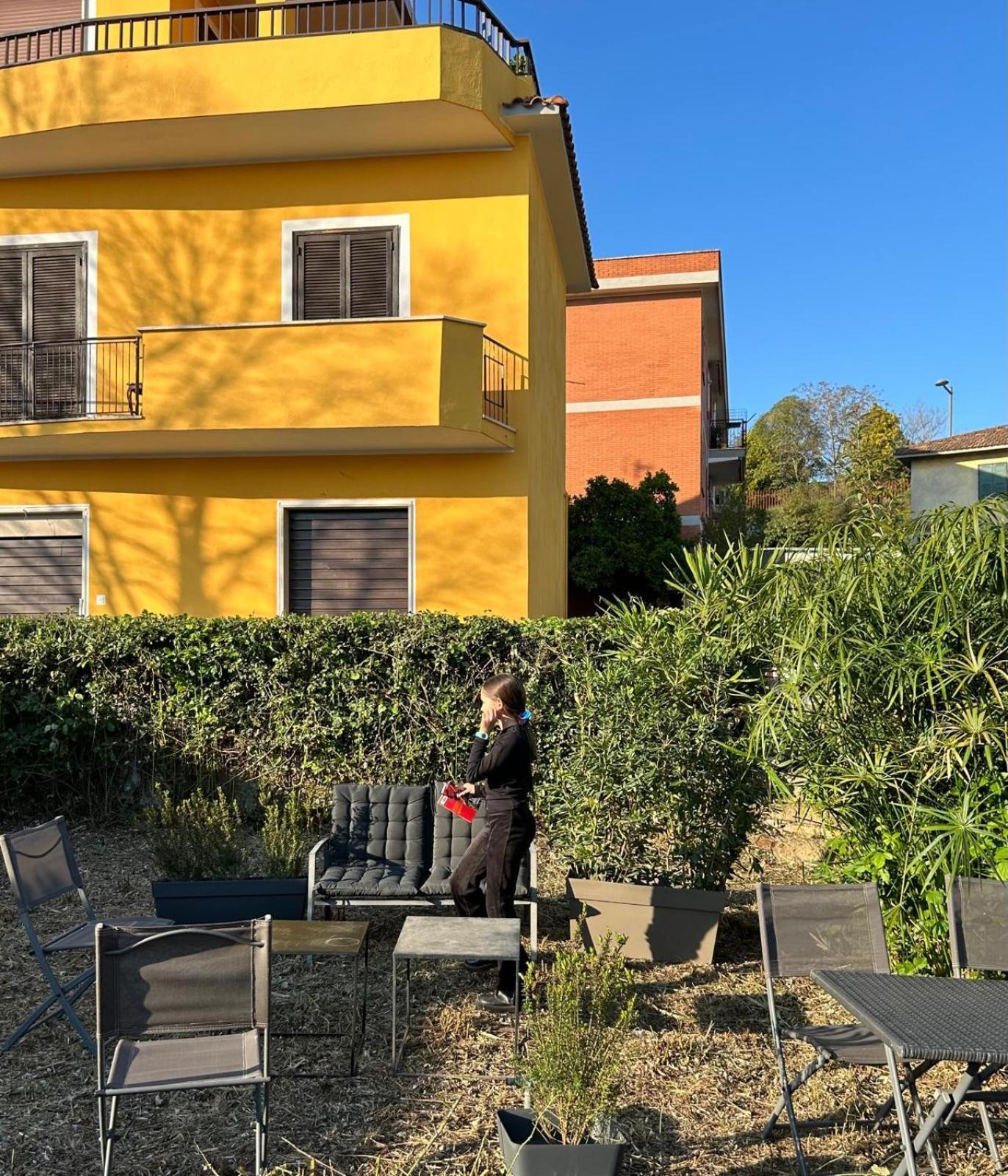 Grande Su Due Livelli Con Terrazza Apartamento